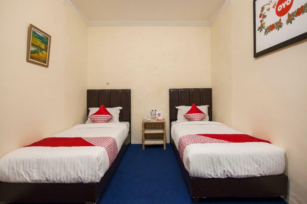 Oyo 719 Penginapan Panatapan Almonsari Resort Siborongborong Luaran gambar